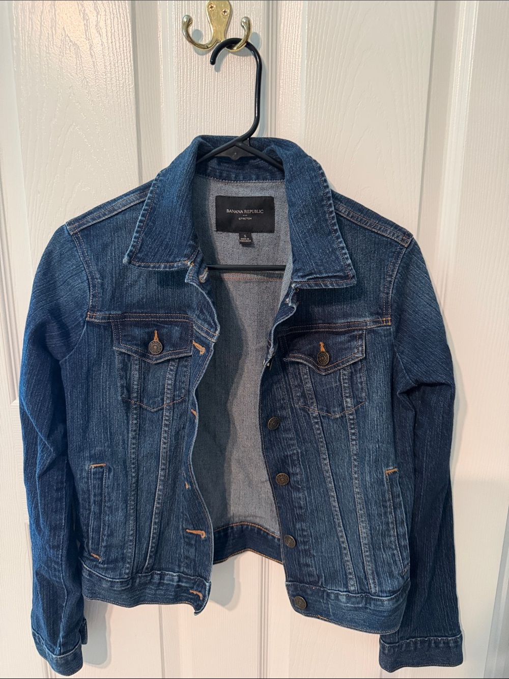 Banana Republic Stretch Denim Jacket - Medium Wash Blue like new small